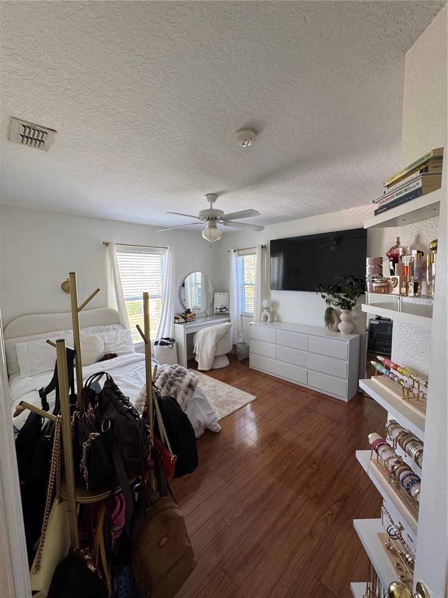 Image 45 of 61 For 5160 Terra Vista Way