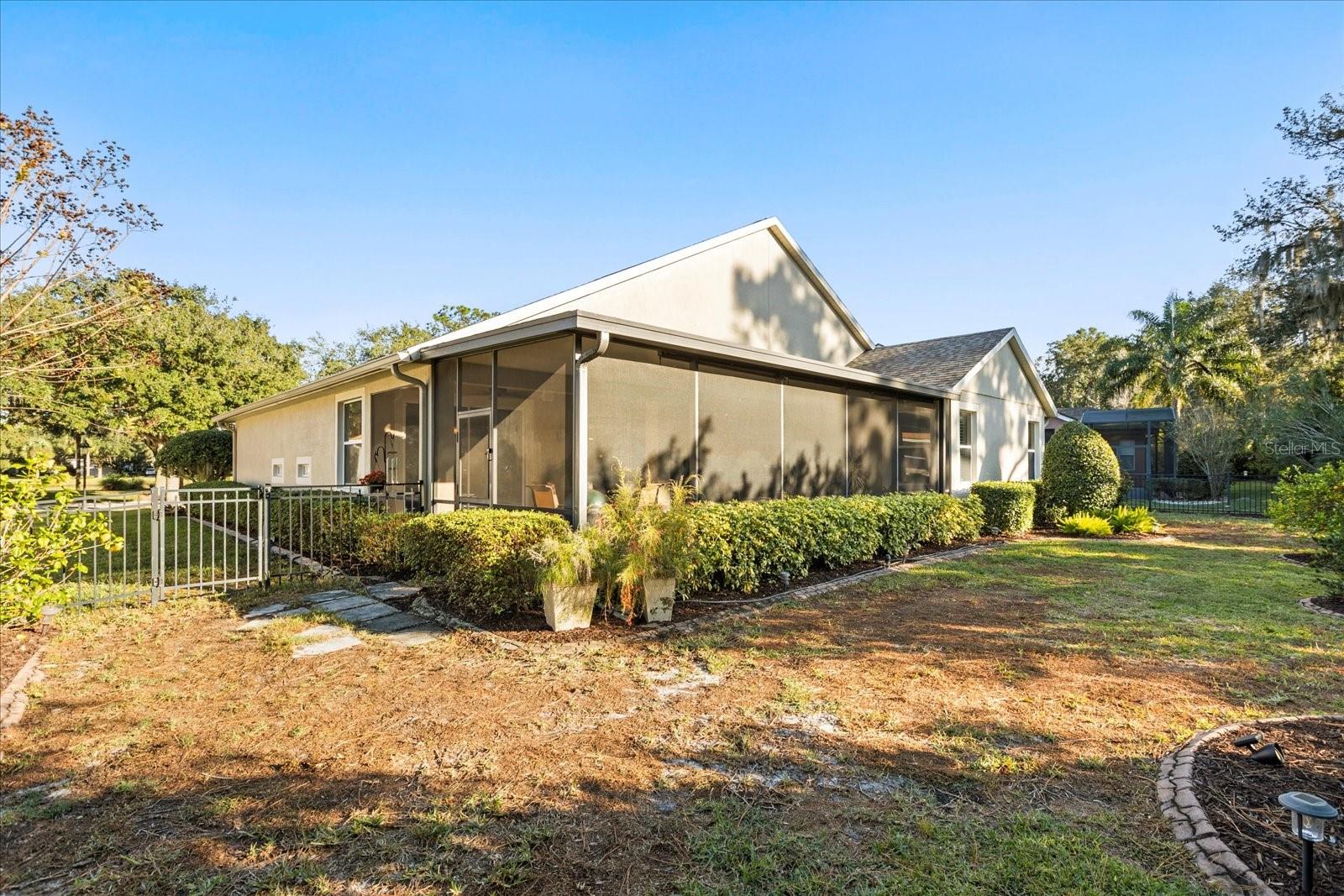 Image 27 of 35 For 504 Garden Club Drive