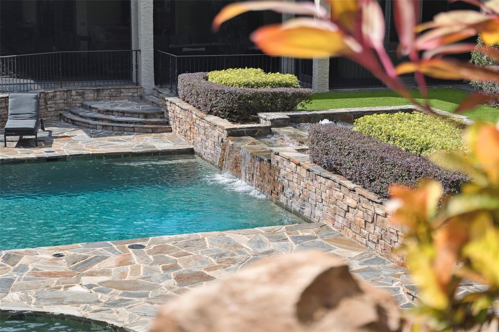 Image 70 of 92 For 6507 Rosella Court