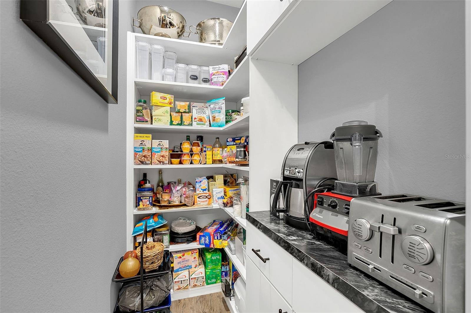 Image 23 of 57 For 1087 Conestoga Way