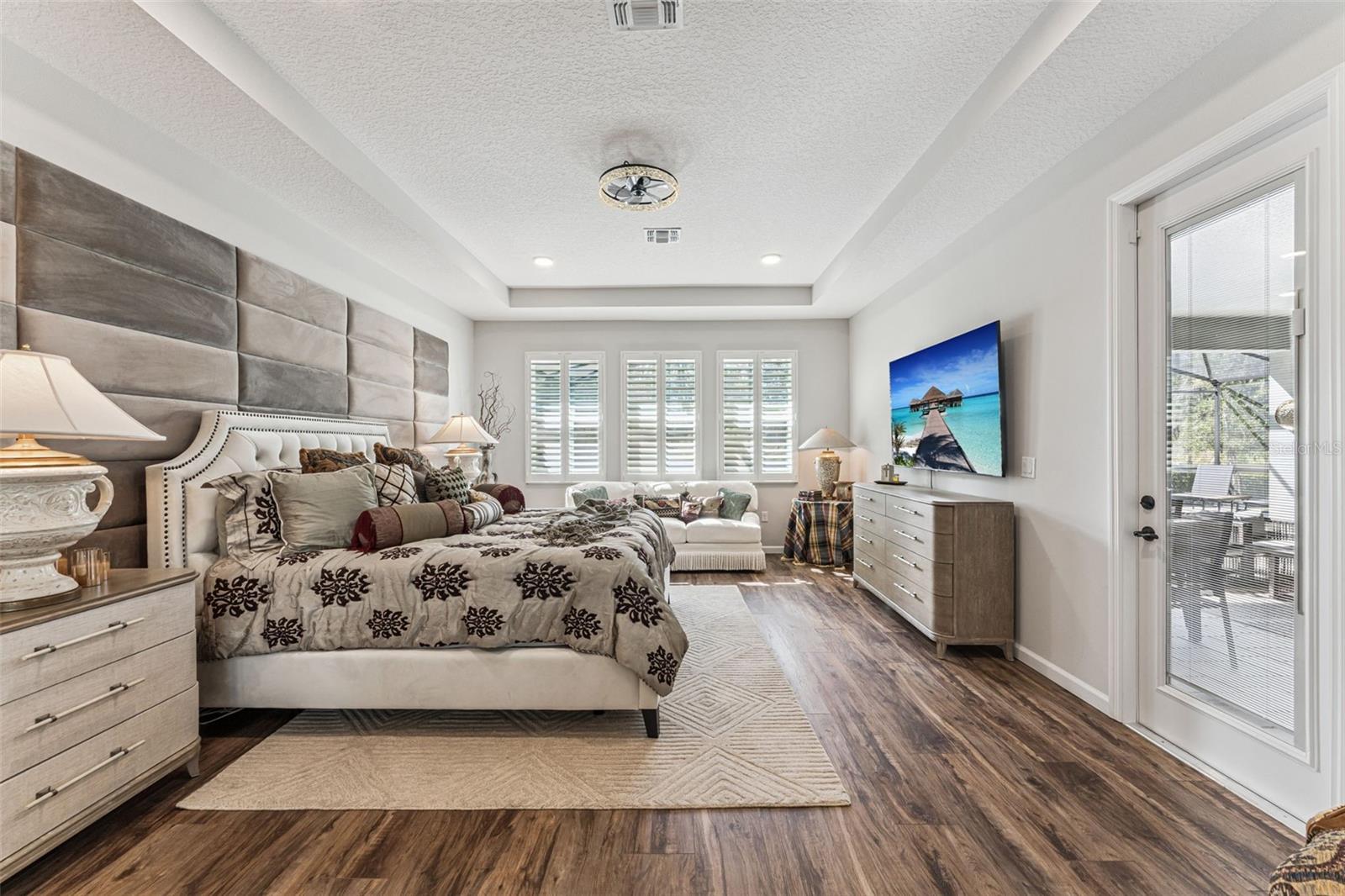 Image 38 of 57 For 1087 Conestoga Way