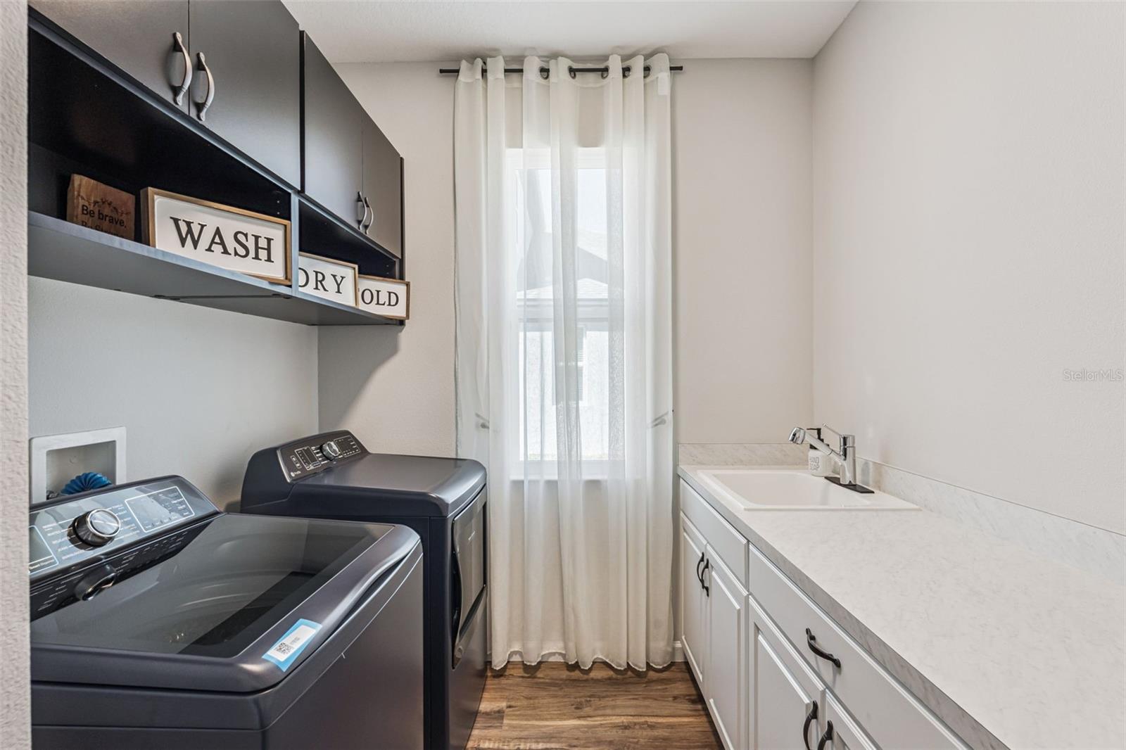 Image 51 of 57 For 1087 Conestoga Way