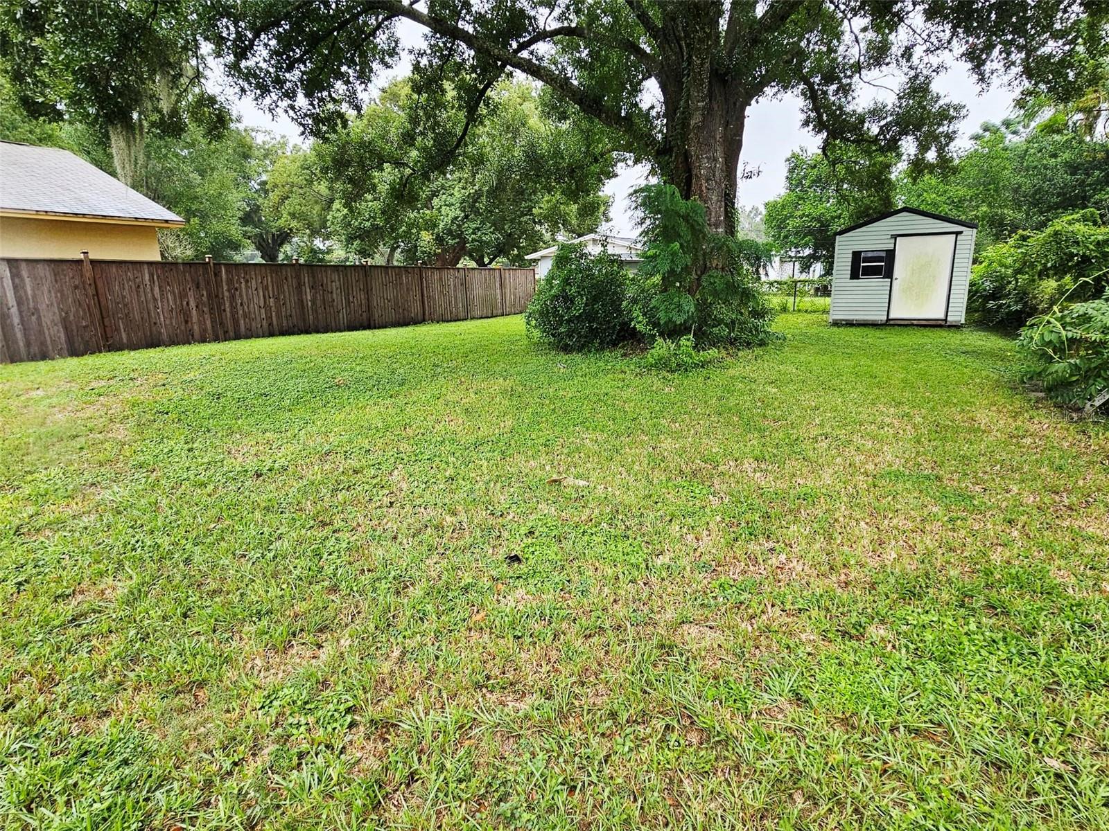 Image 10 of 11 For 4803 Roush Avenue