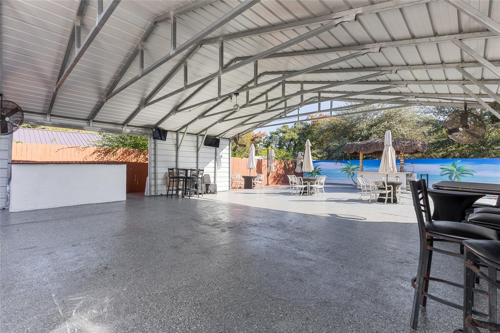 Image 11 of 31 For 905 Adelle Avenue