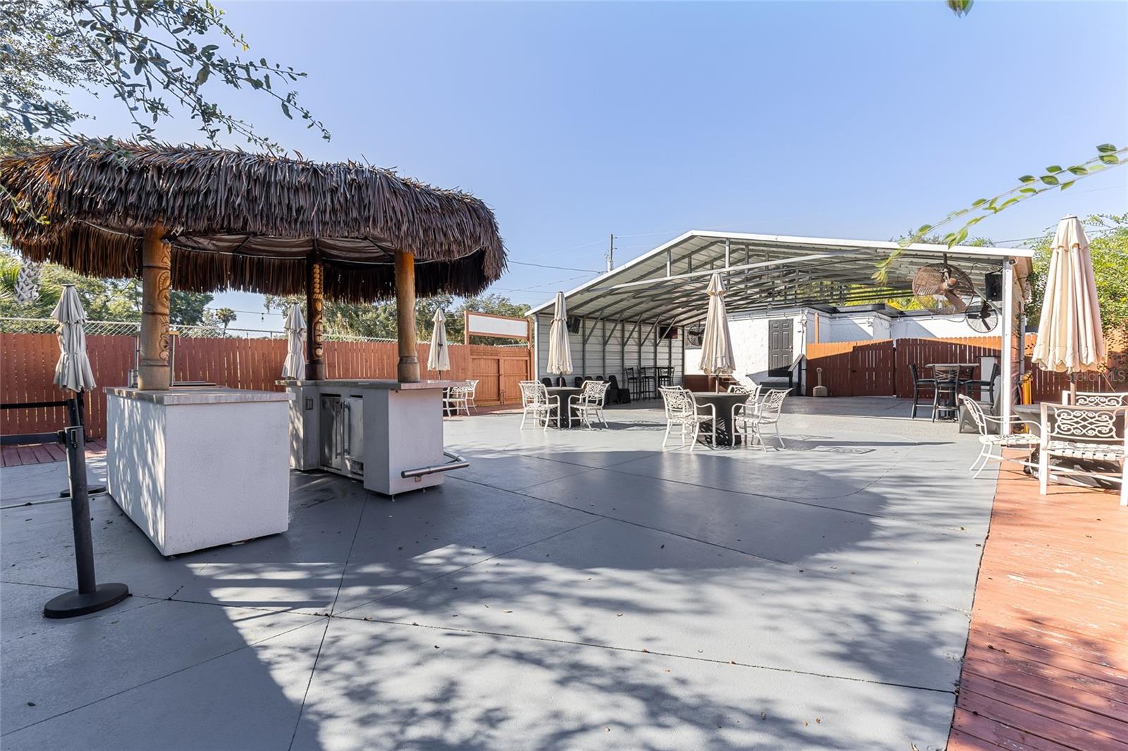 Image 14 of 31 For 905 Adelle Avenue