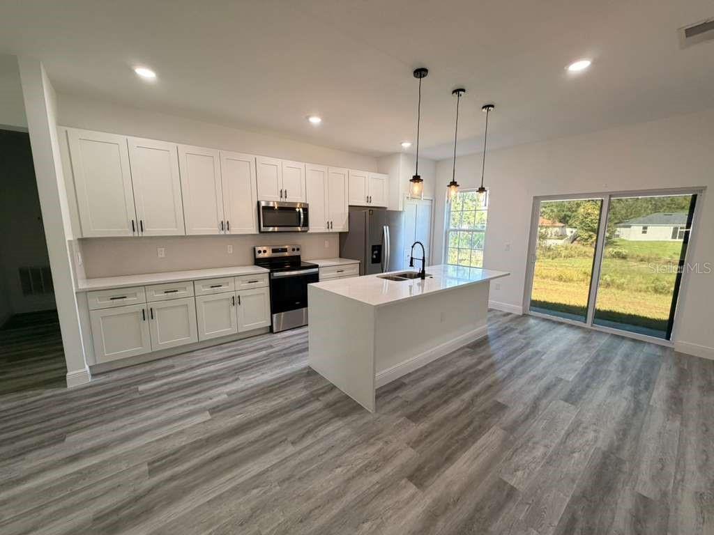 Image 4 of 16 For 5375 161st Place Road