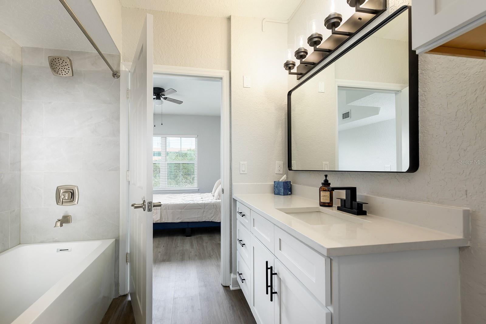 Image 18 of 30 For 202 South Street 4038