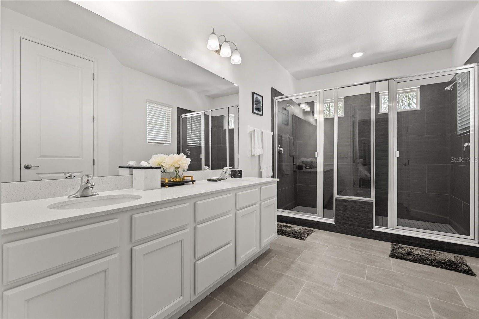 Image 24 of 43 For 1432 Reunion Boulevard