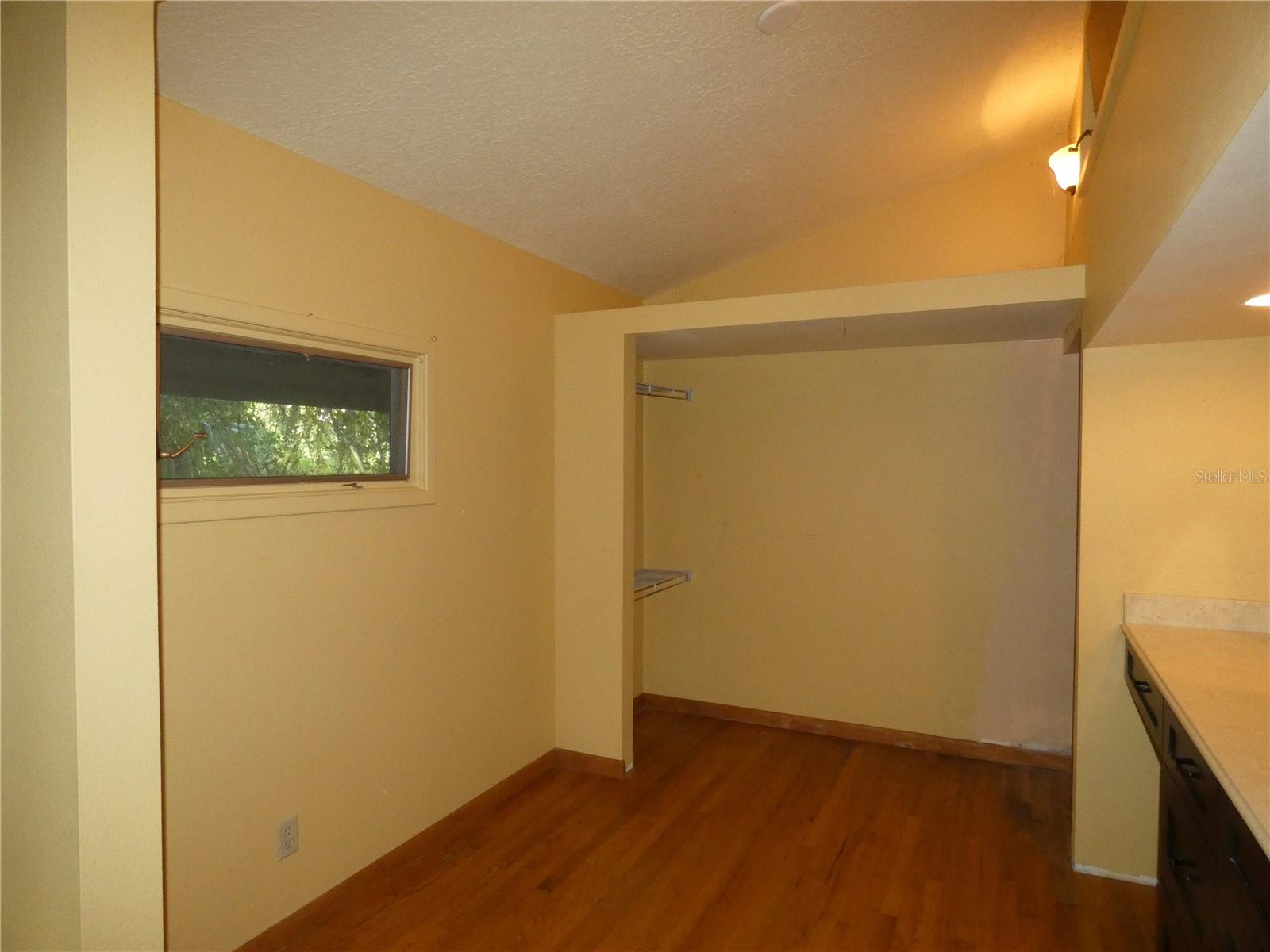 Image 22 of 44 For 237 Cortez Avenue