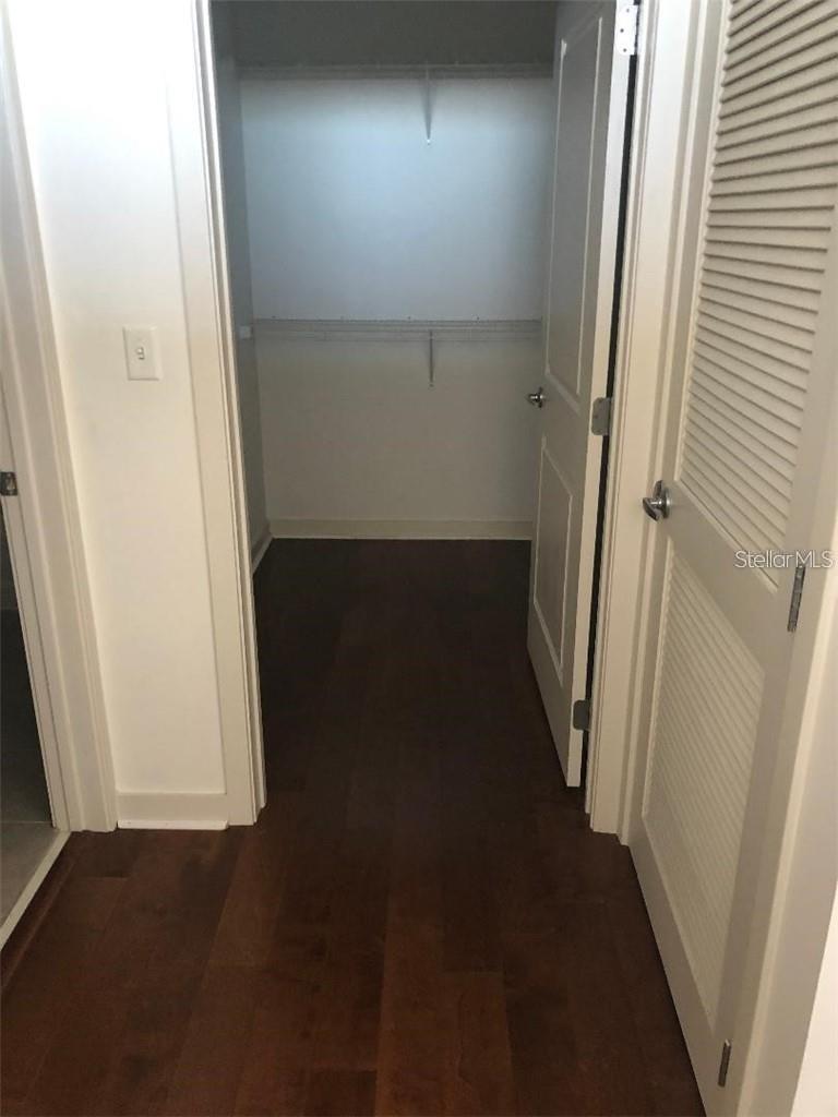 Image 8 of 12 For 155 Court Avenue 2709