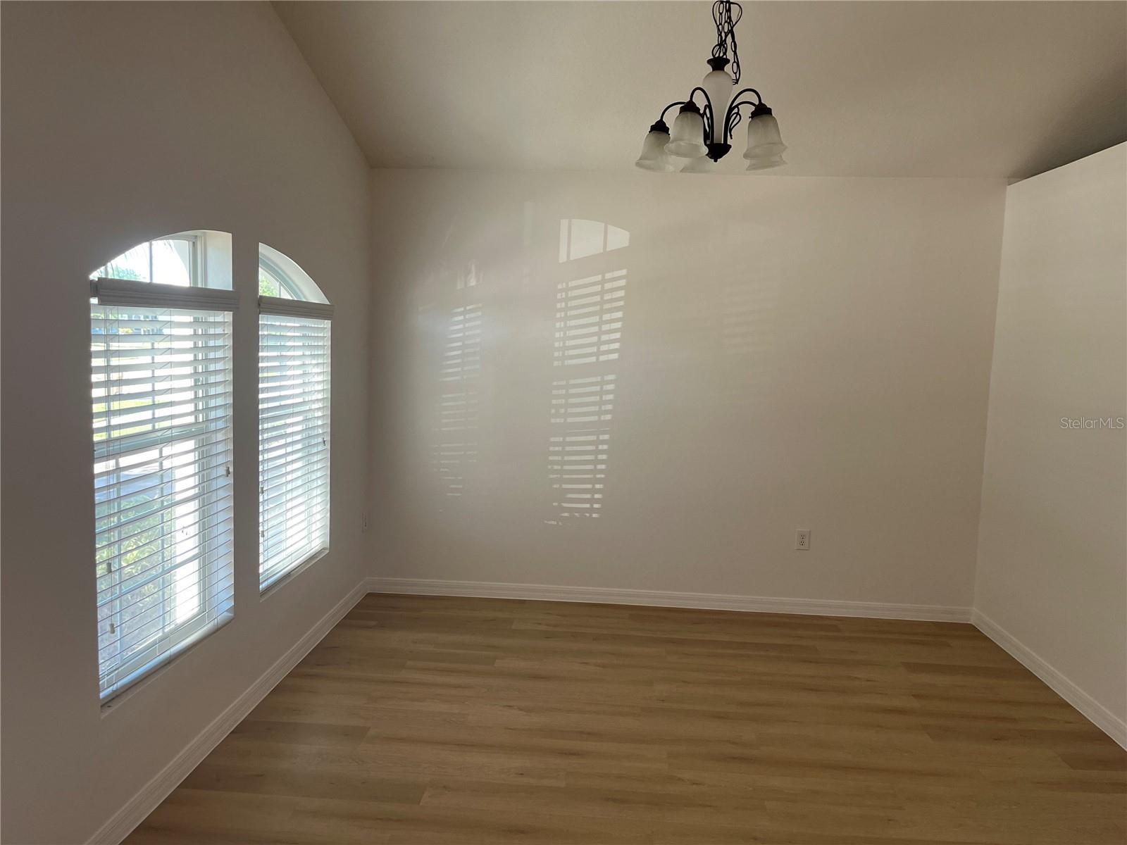 Image 4 of 15 For 3058 Dasha Palm Drive