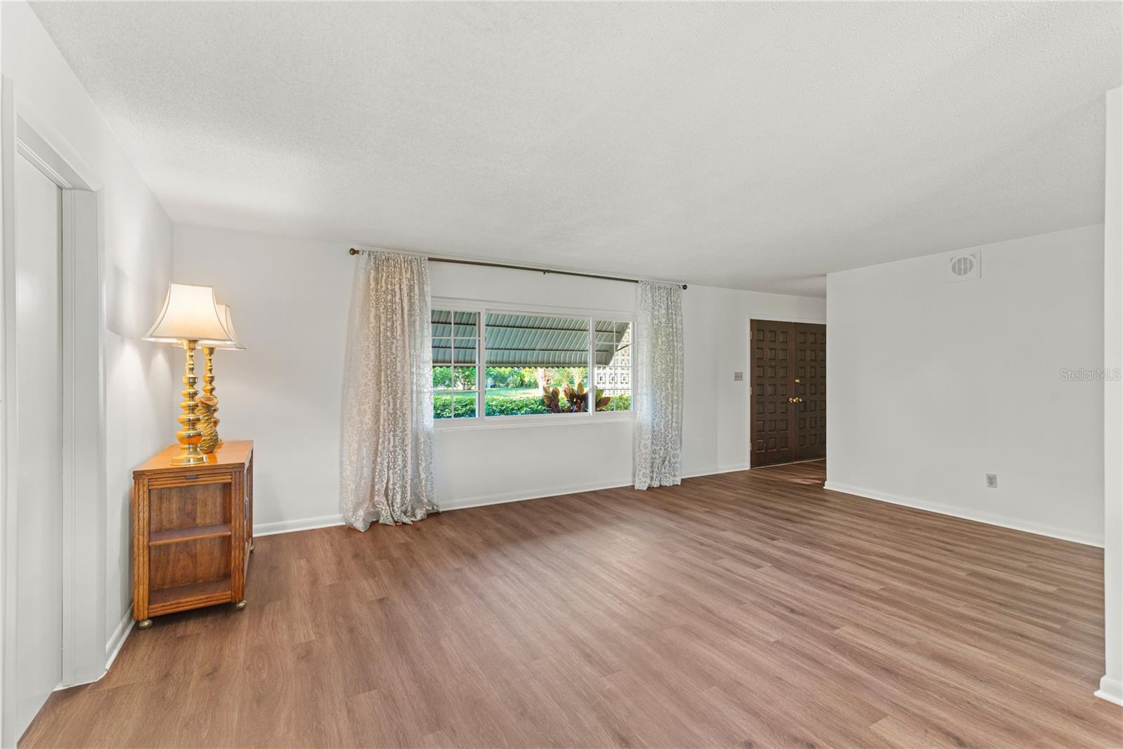 Image 18 of 44 For 3429 Pershing Avenue