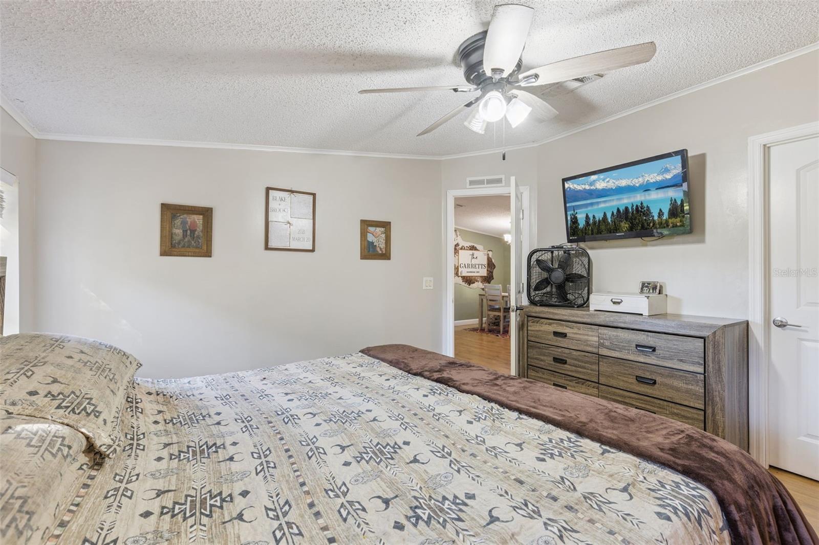 Image 14 of 48 For 28405 175th Street