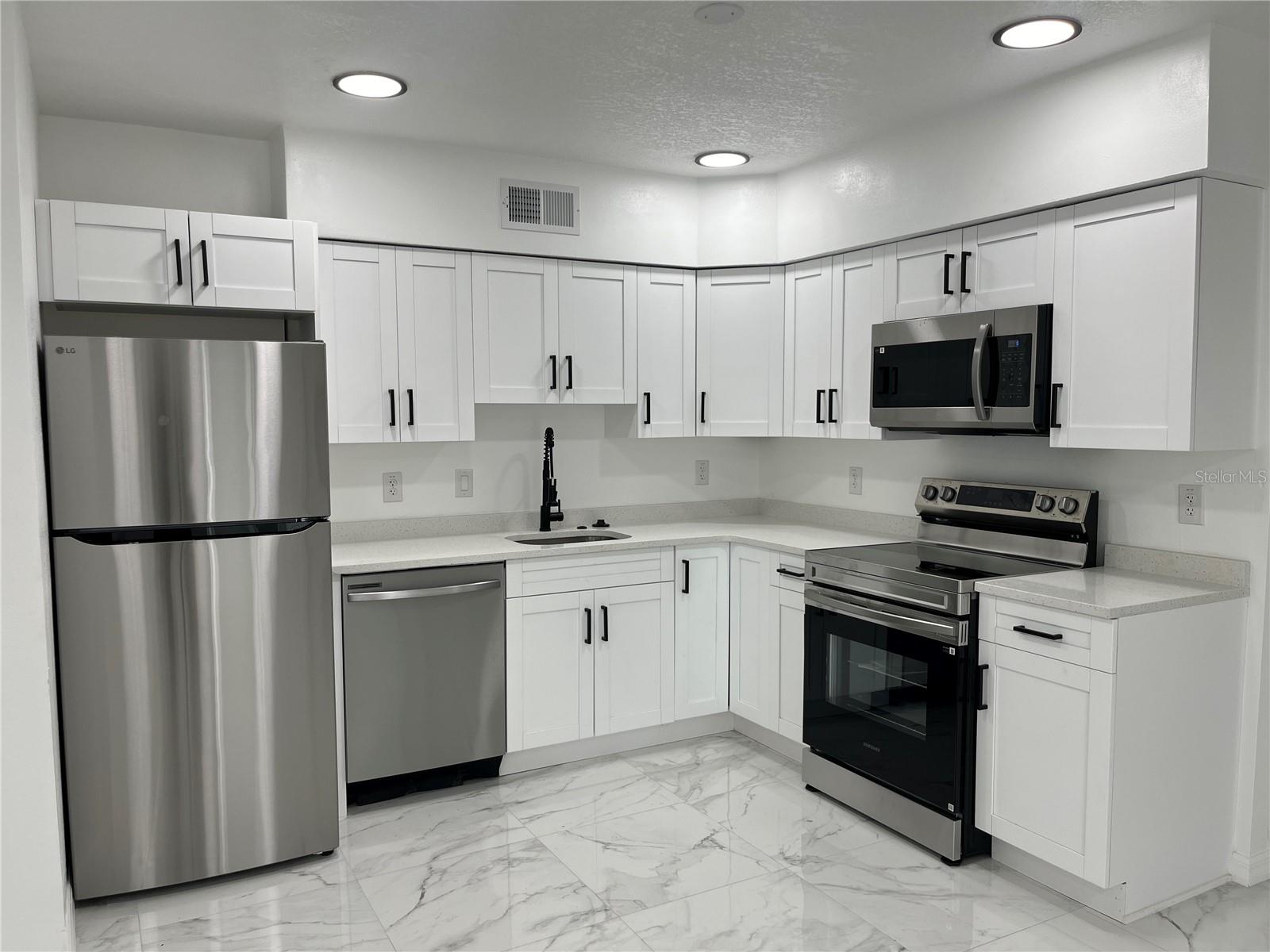 Image 6 of 65 For 2801 45th Street S