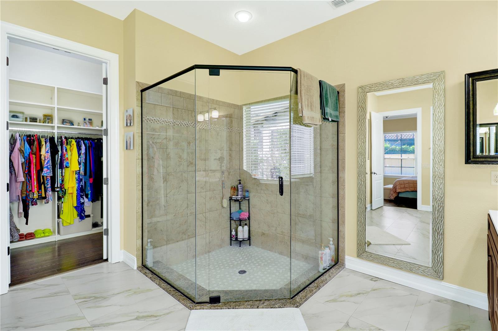 Image 19 of 37 For 7231 Sangalla Drive