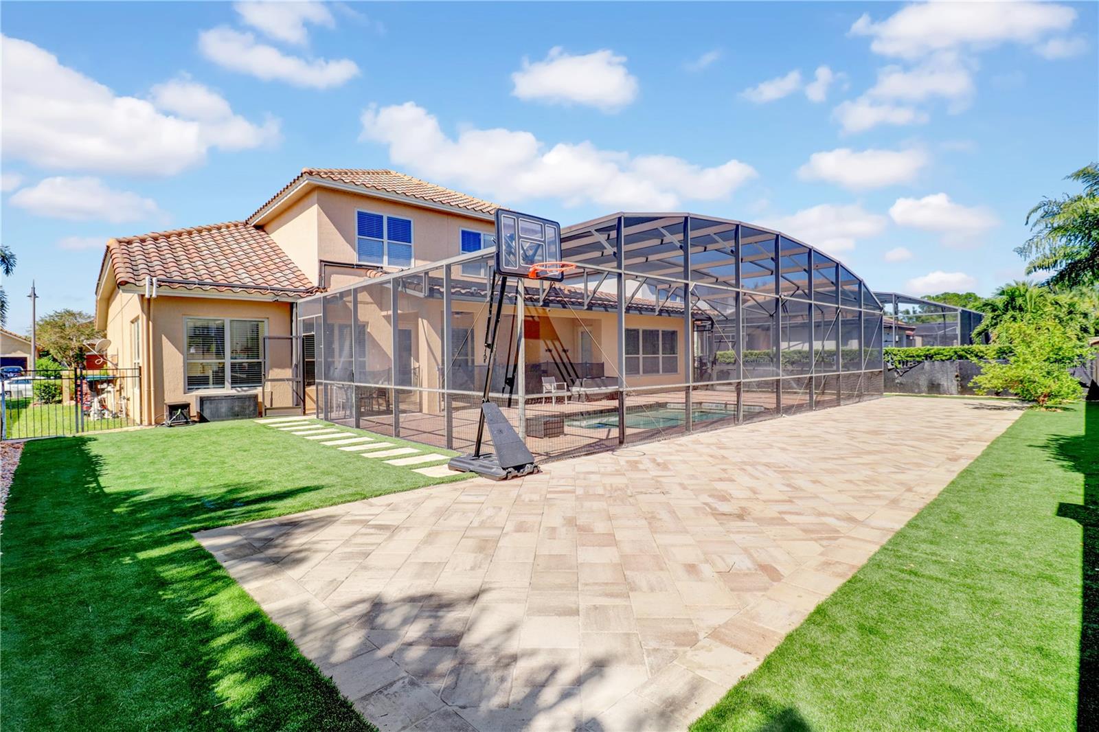 Image 34 of 37 For 7231 Sangalla Drive