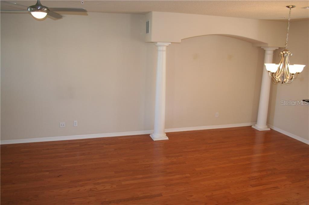 Image 4 of 15 For 1438 Chatfield Place