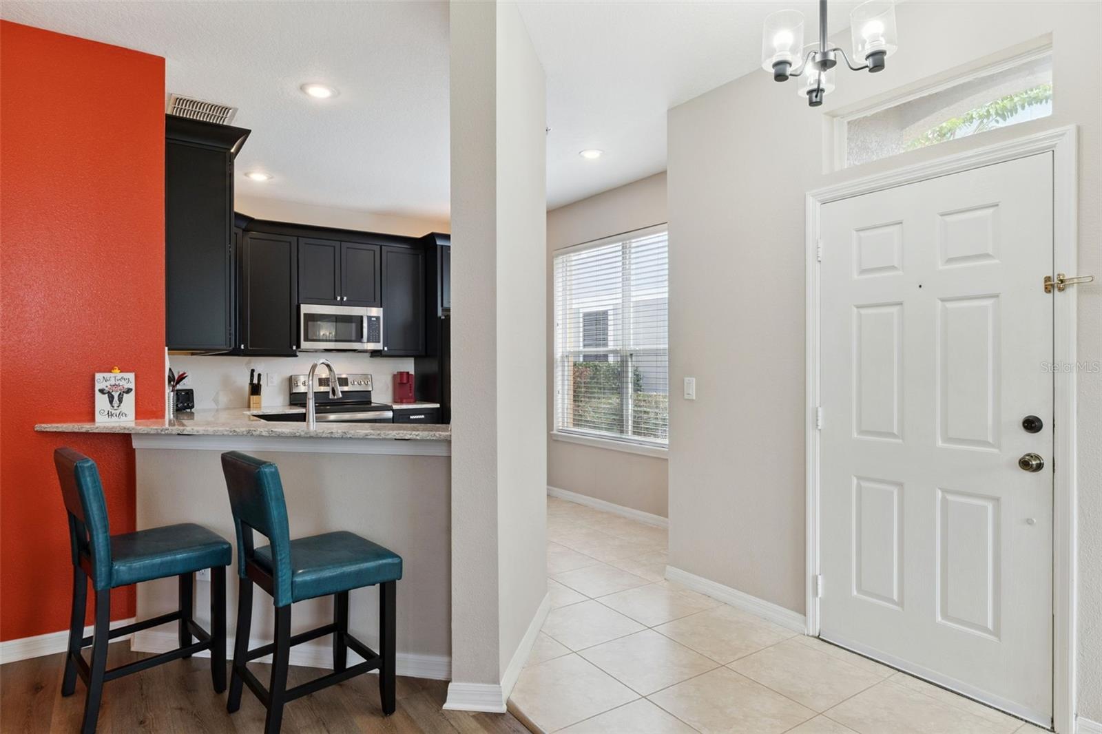 Image 17 of 34 For 1630 San Jacinto Circle