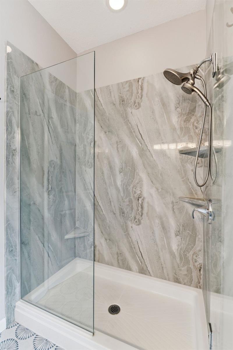 Image 23 of 34 For 1630 San Jacinto Circle