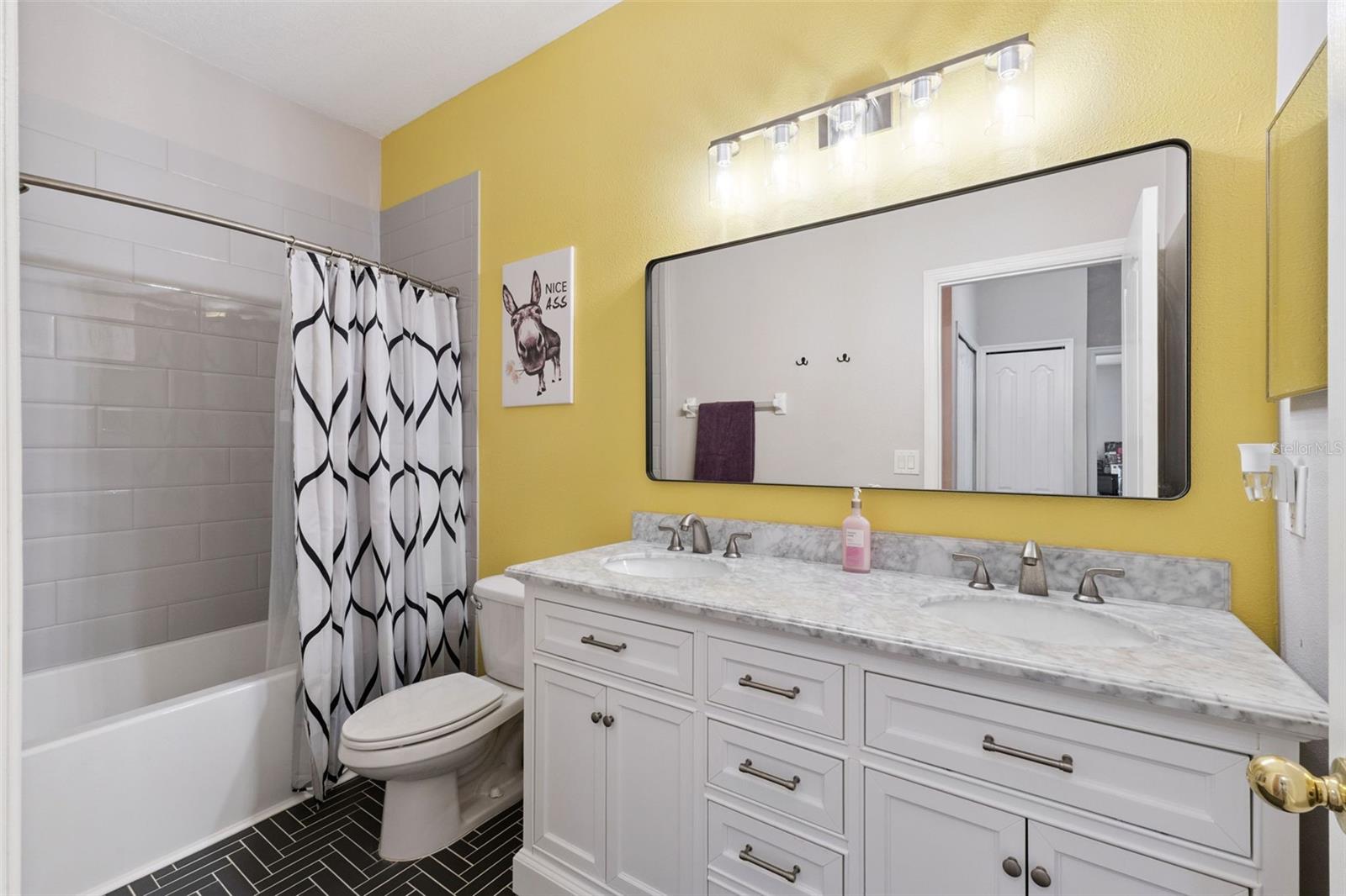 Image 28 of 34 For 1630 San Jacinto Circle