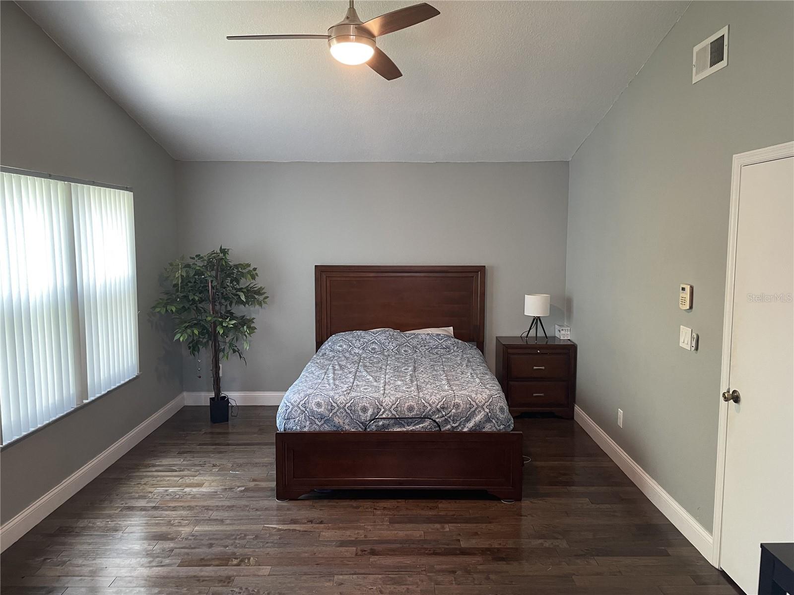 Image 7 of 9 For 9546 Chandon Drive