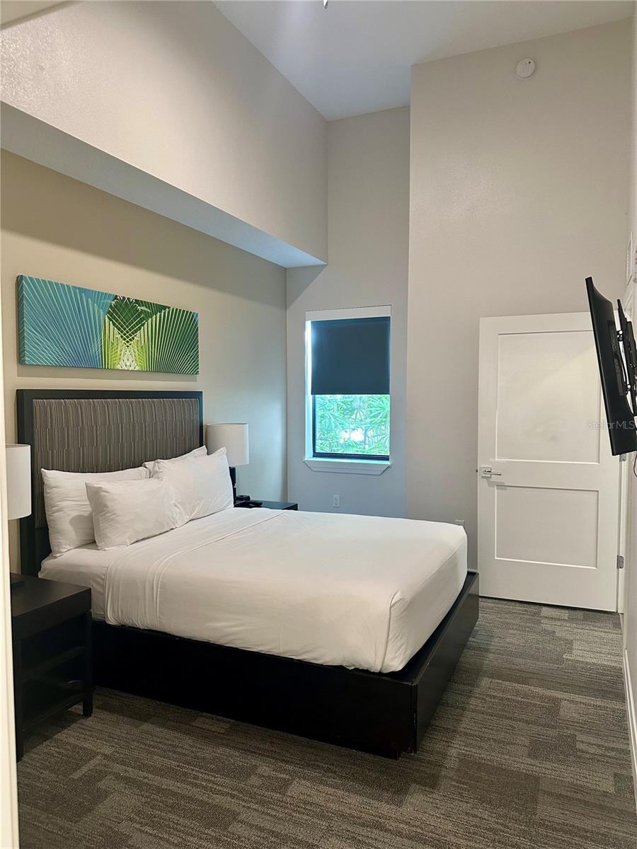 Image 14 of 44 For 14501 Grove Resort Avenue 2101