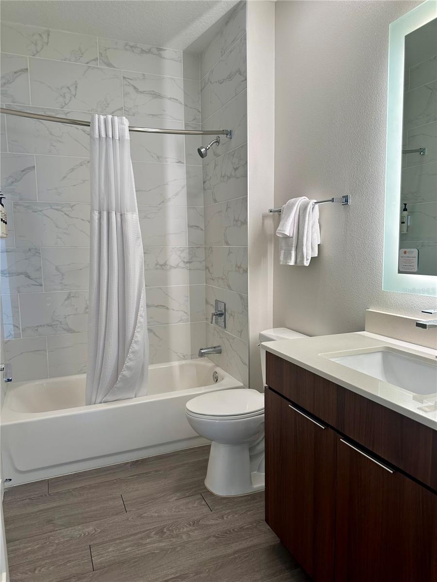 Image 18 of 44 For 14501 Grove Resort Avenue 2101