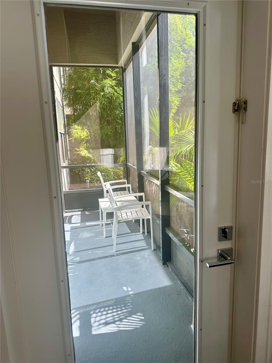 Image 26 of 44 For 14501 Grove Resort Avenue 2101