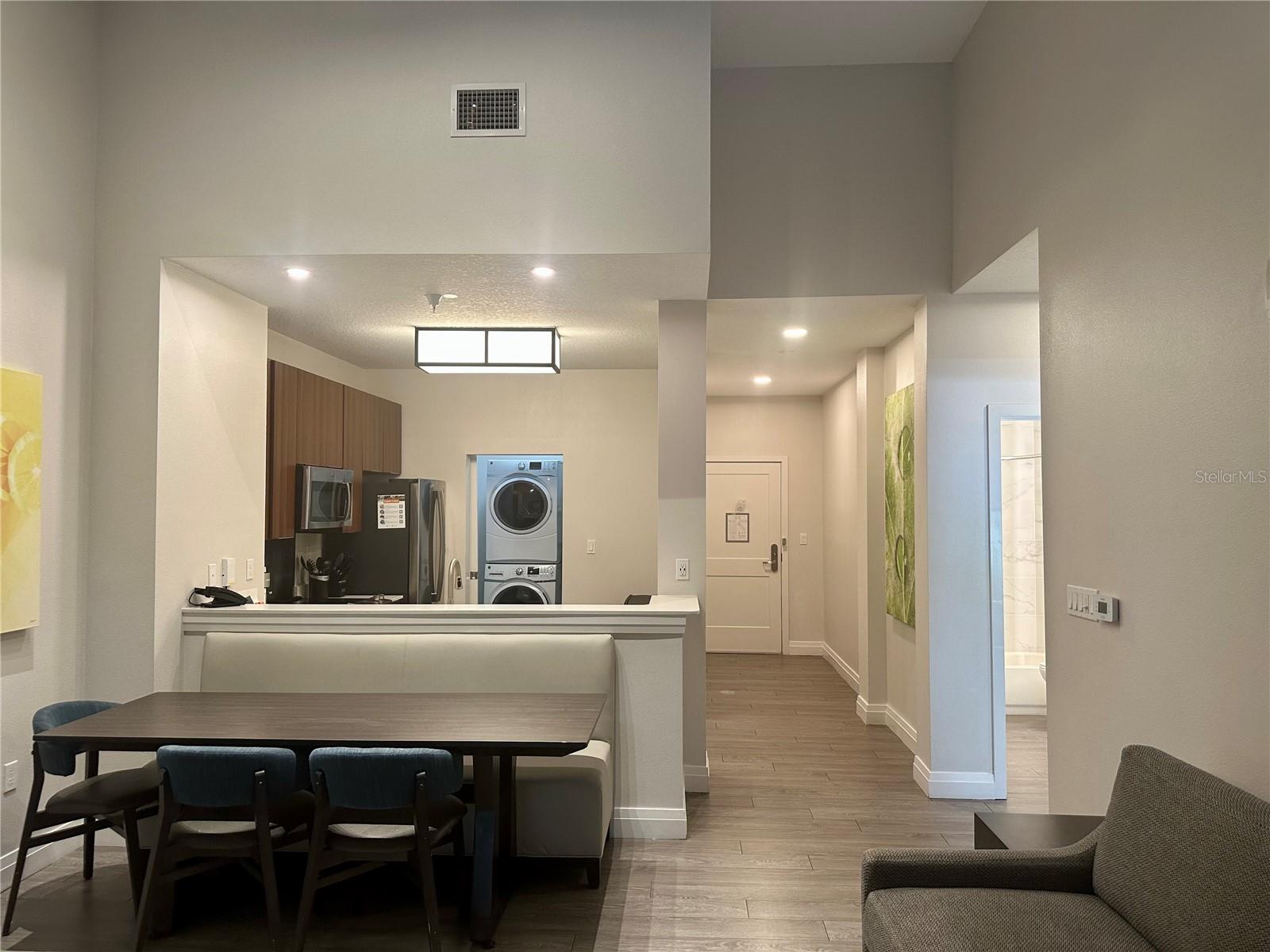 Image 3 of 44 For 14501 Grove Resort Avenue 2101