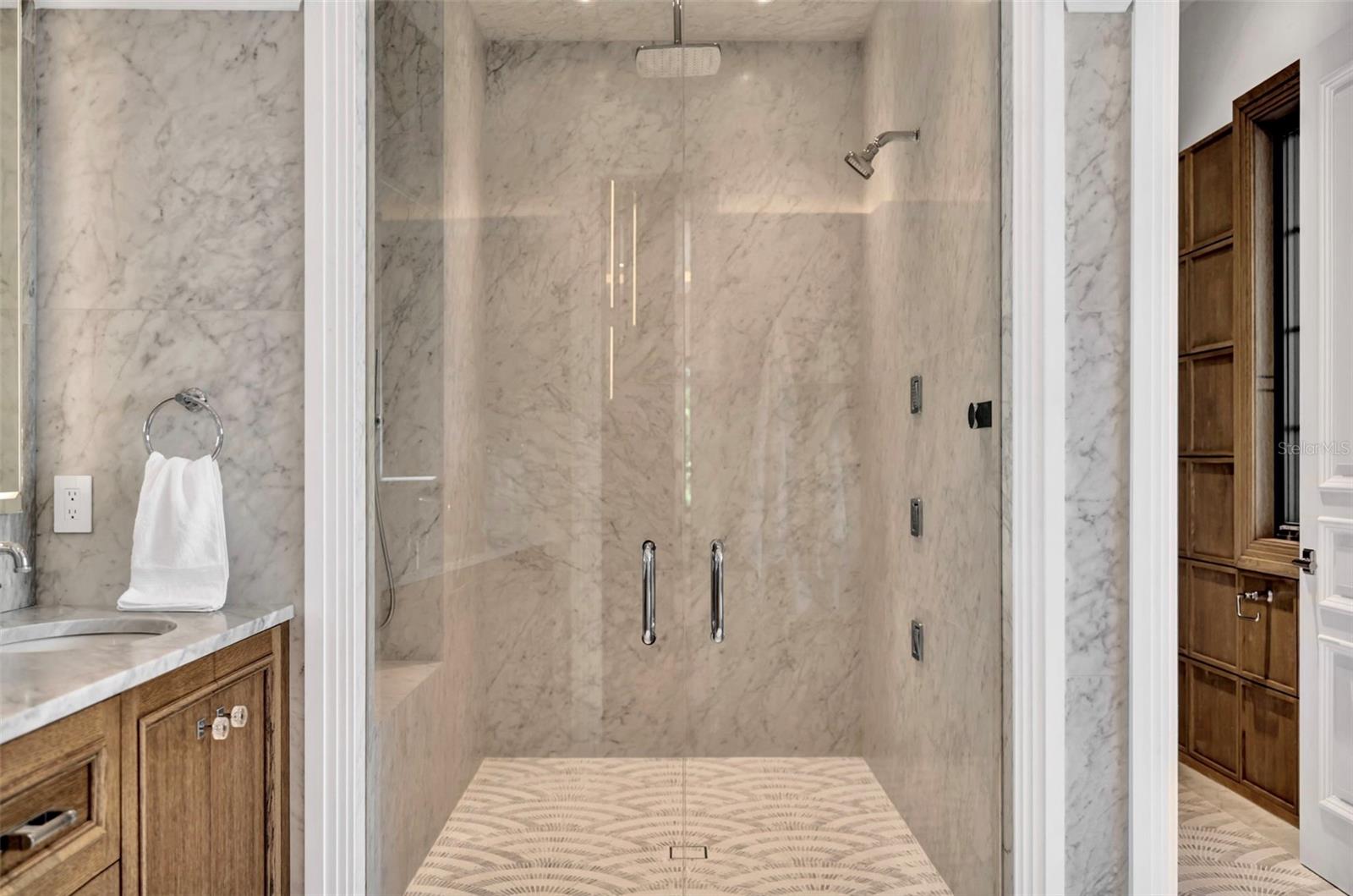 Image 31 of 47 For 1302 Raintree Place