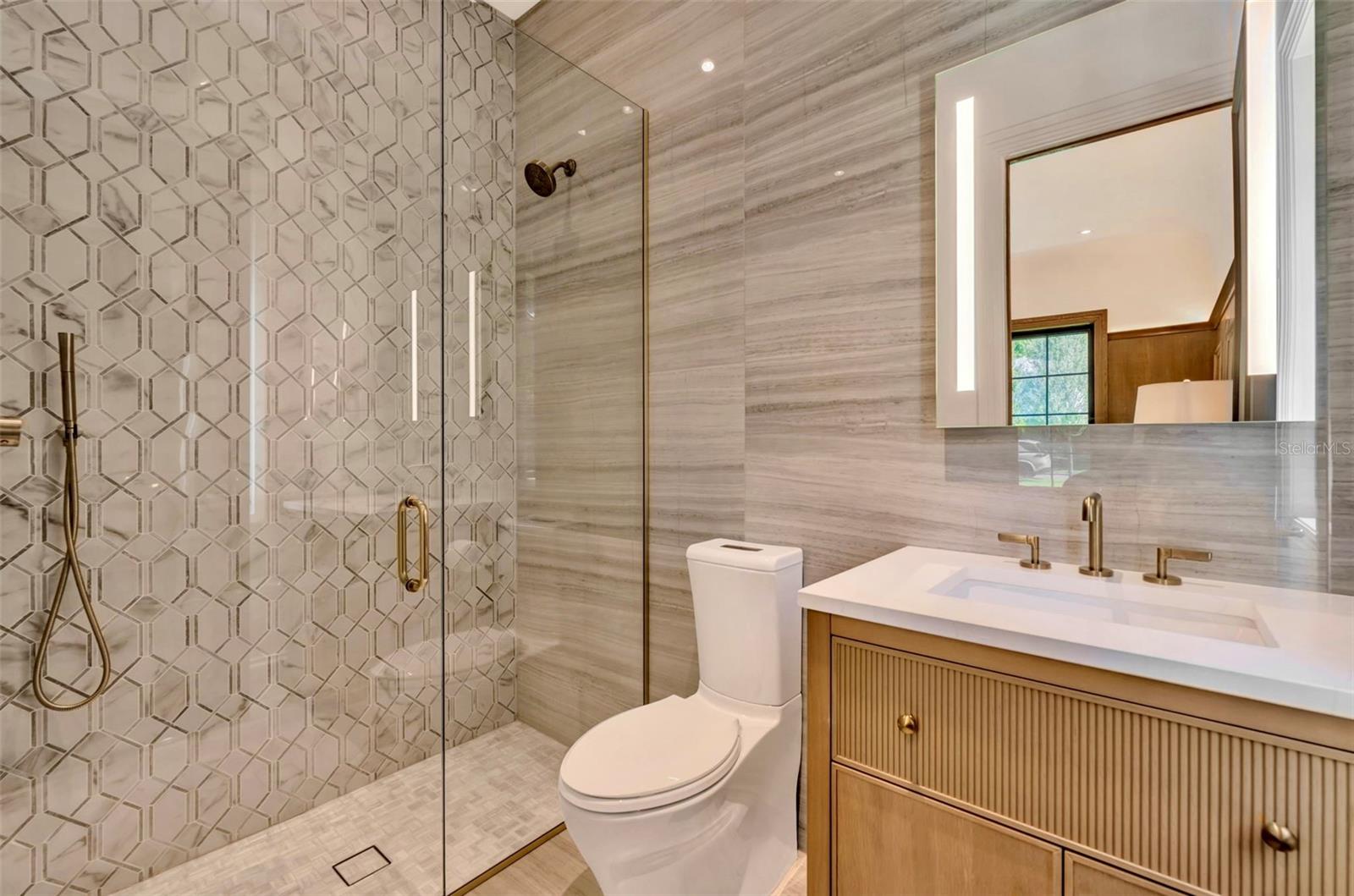 Image 37 of 47 For 1302 Raintree Place