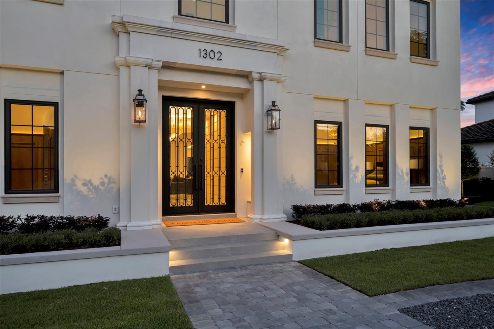 Image 4 of 47 For 1302 Raintree Place