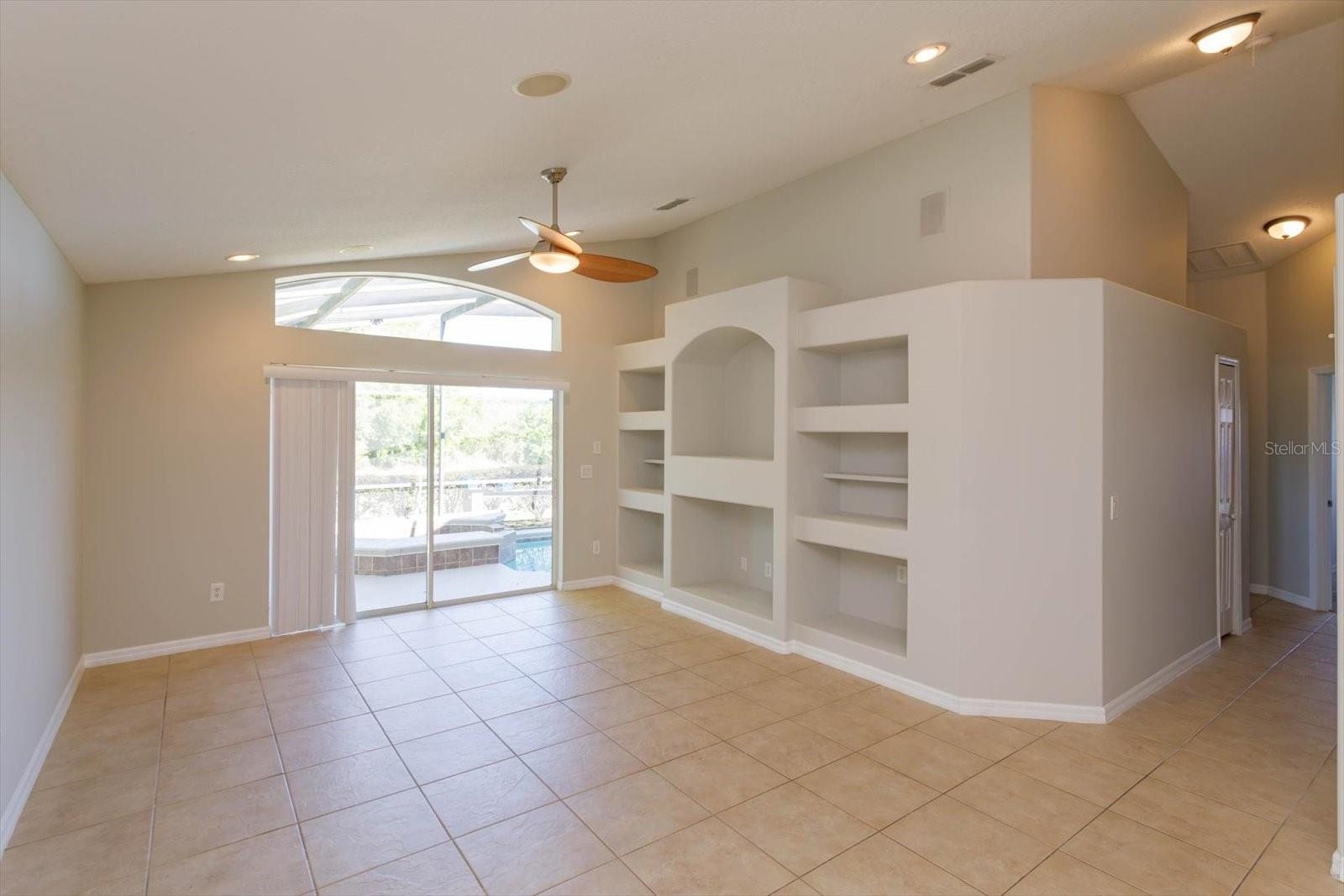 Image 13 of 26 For 2415 Sabastian Street