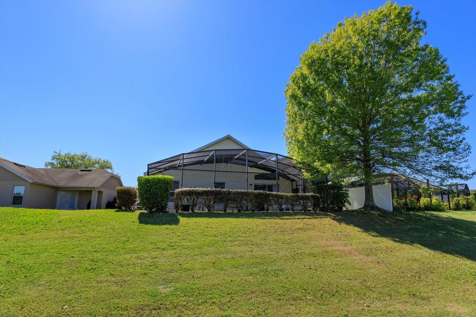 Image 26 of 26 For 2415 Sabastian Street