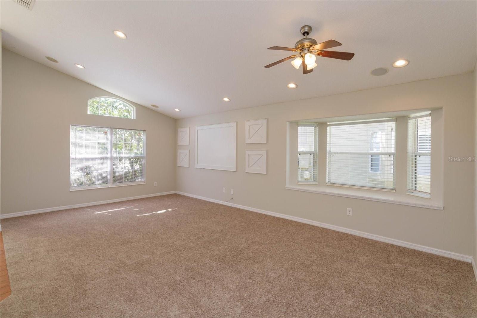 Image 7 of 26 For 2415 Sabastian Street