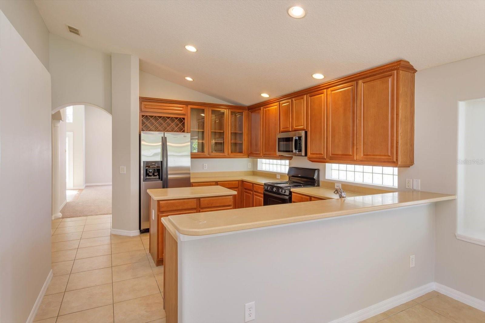 Image 9 of 26 For 2415 Sabastian Street