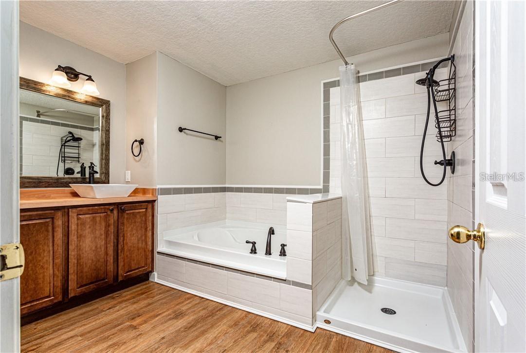 Image 6 of 19 For 512 Penny Royal Place