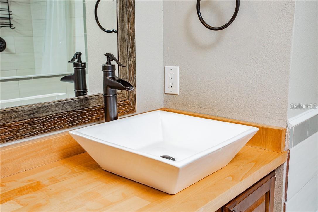 Image 7 of 19 For 512 Penny Royal Place