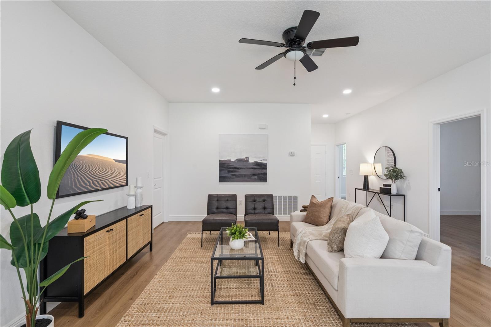 Image 3 of 24 For 2606 Elm Avenue