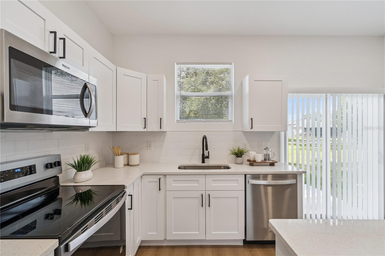 Image 7 of 24 For 2606 Elm Avenue