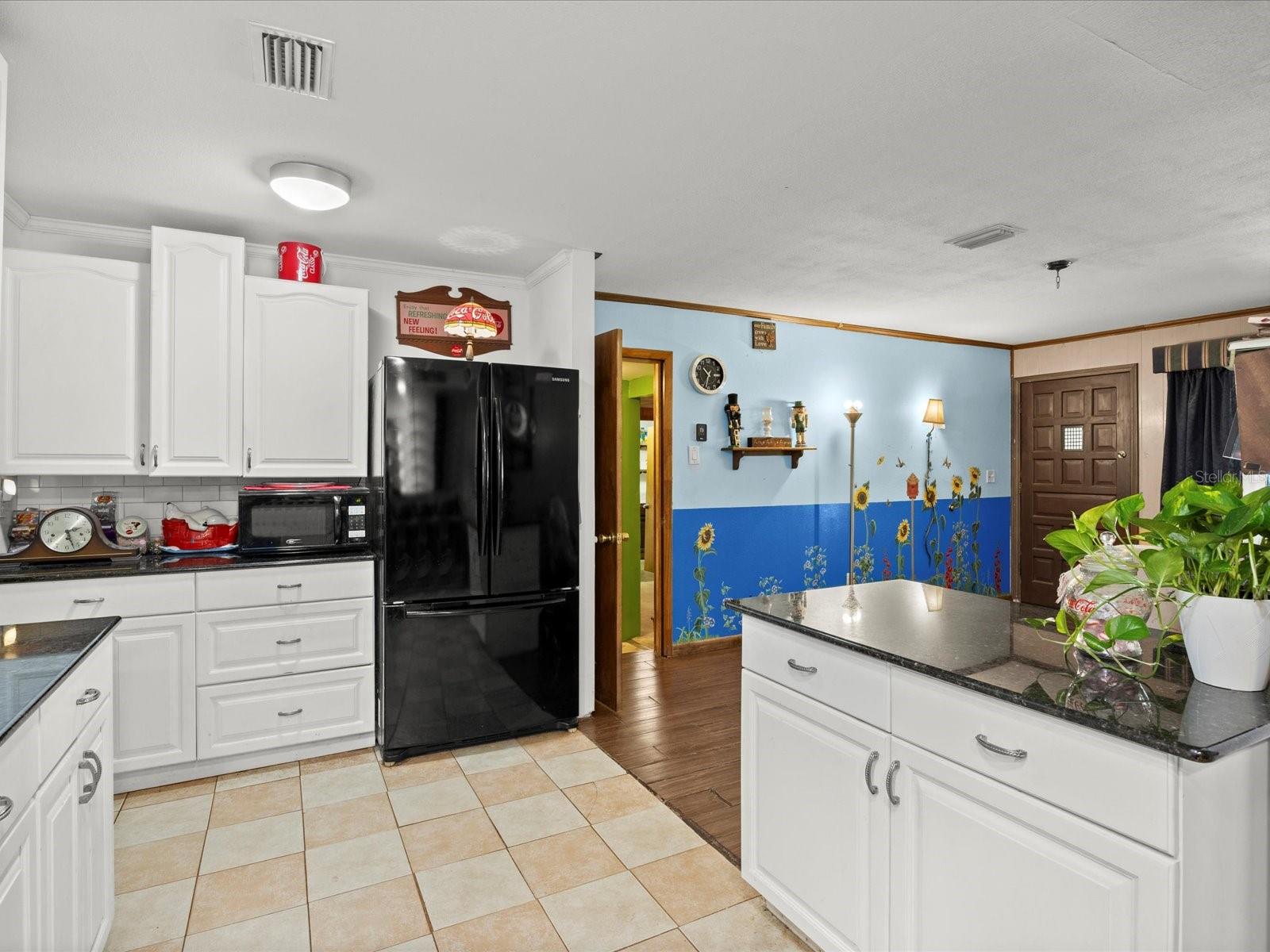 Image 2 of 43 For 7235 15th St N