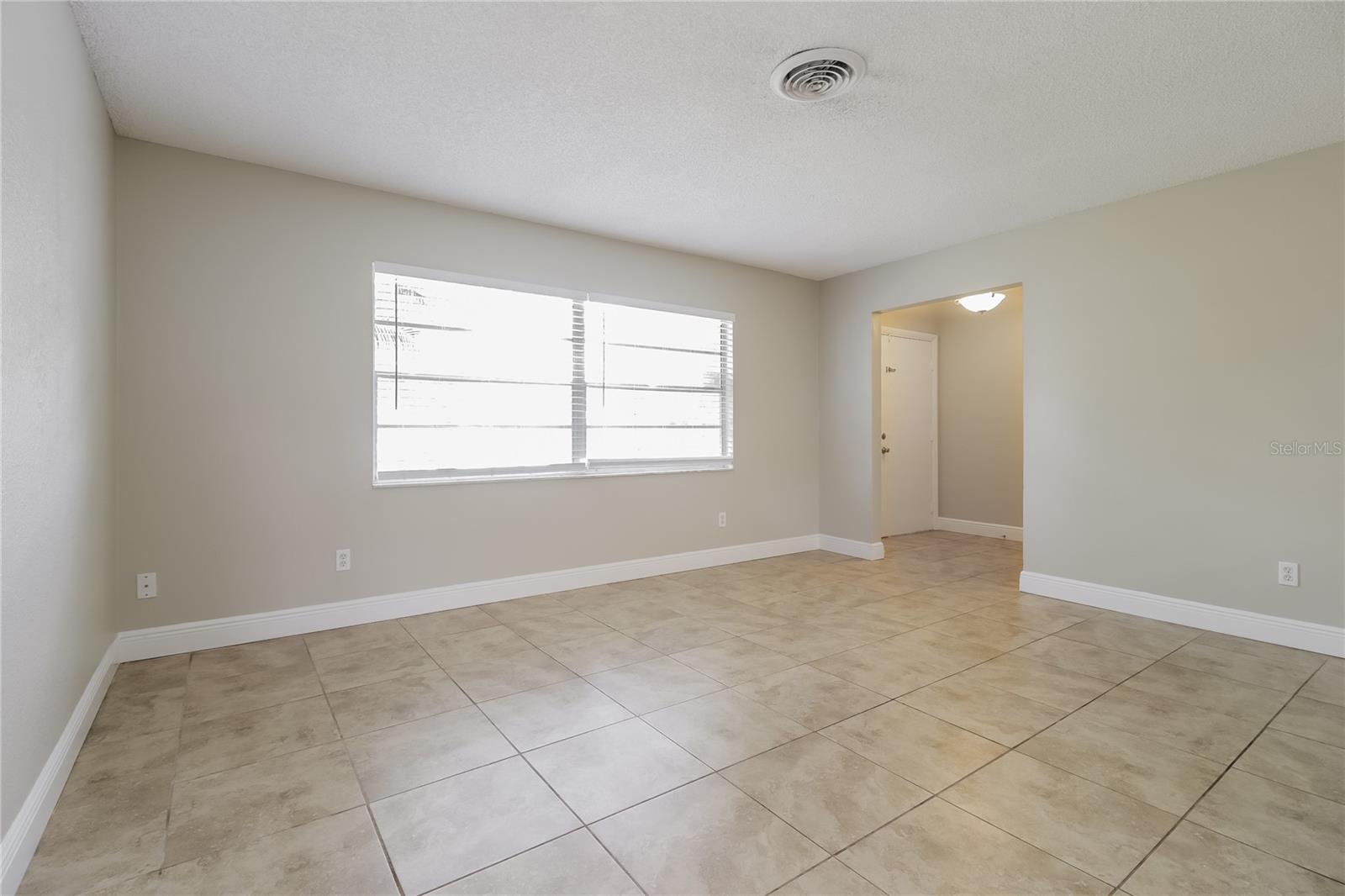 Image 3 of 16 For 734 Dunhill Drive