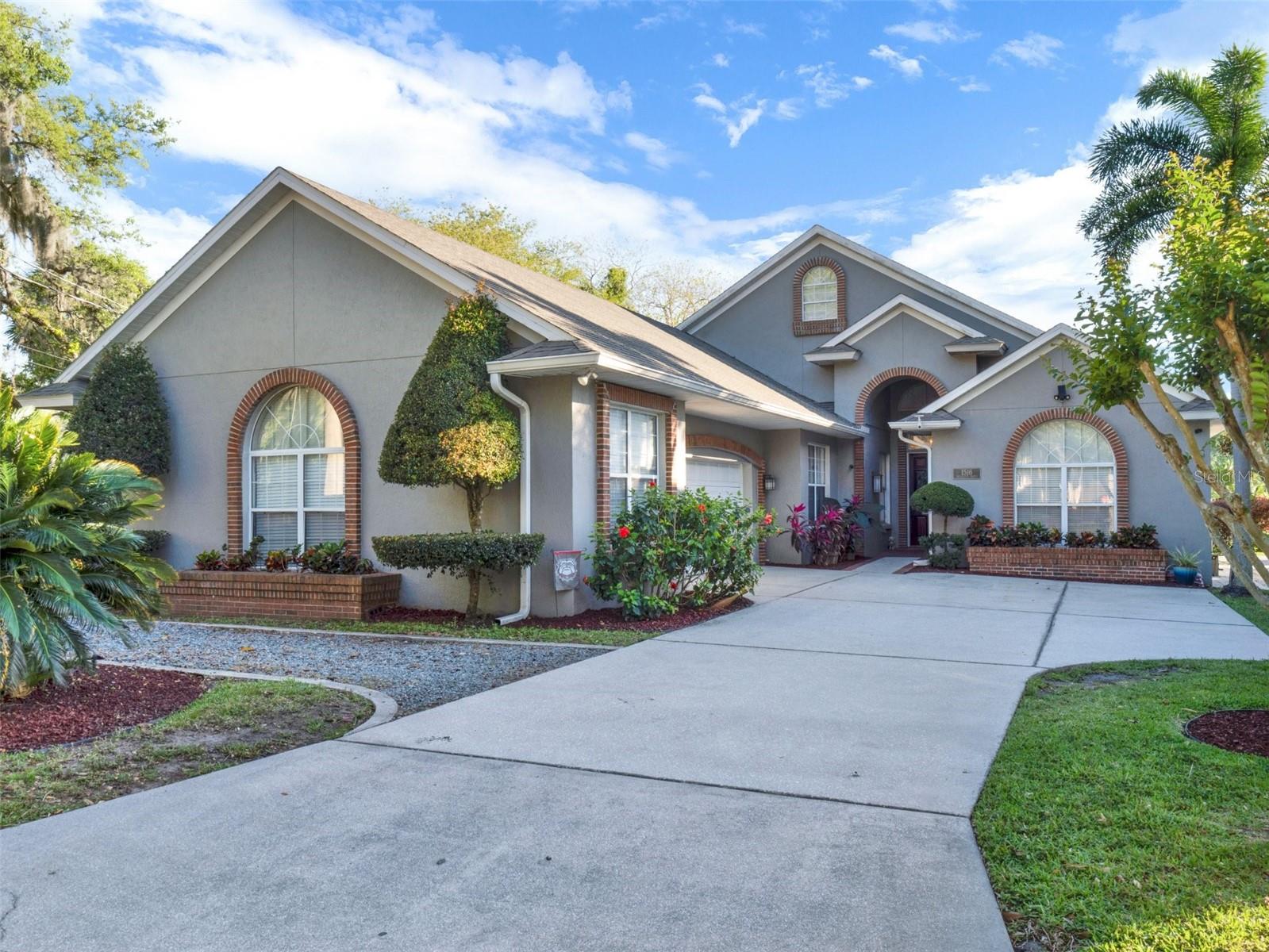 Image 3 of 63 For 1516 Briercliff Drive