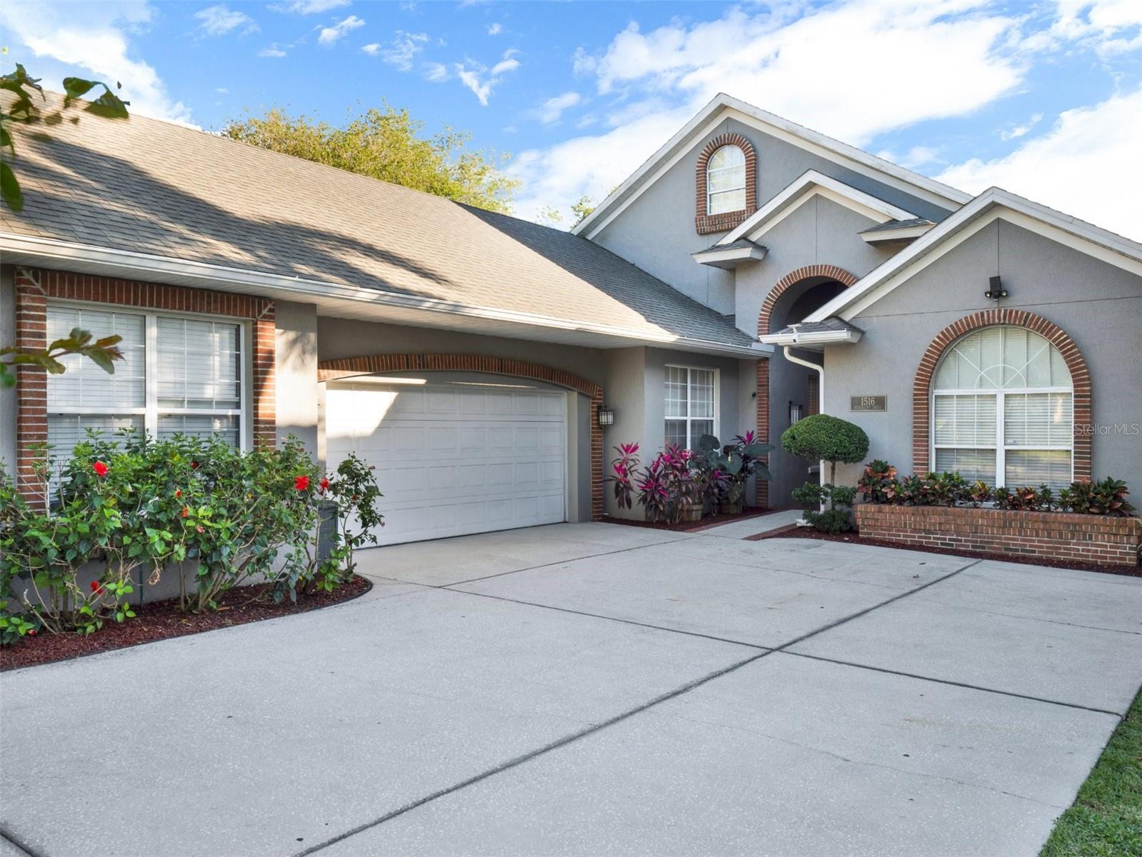 Image 4 of 63 For 1516 Briercliff Drive