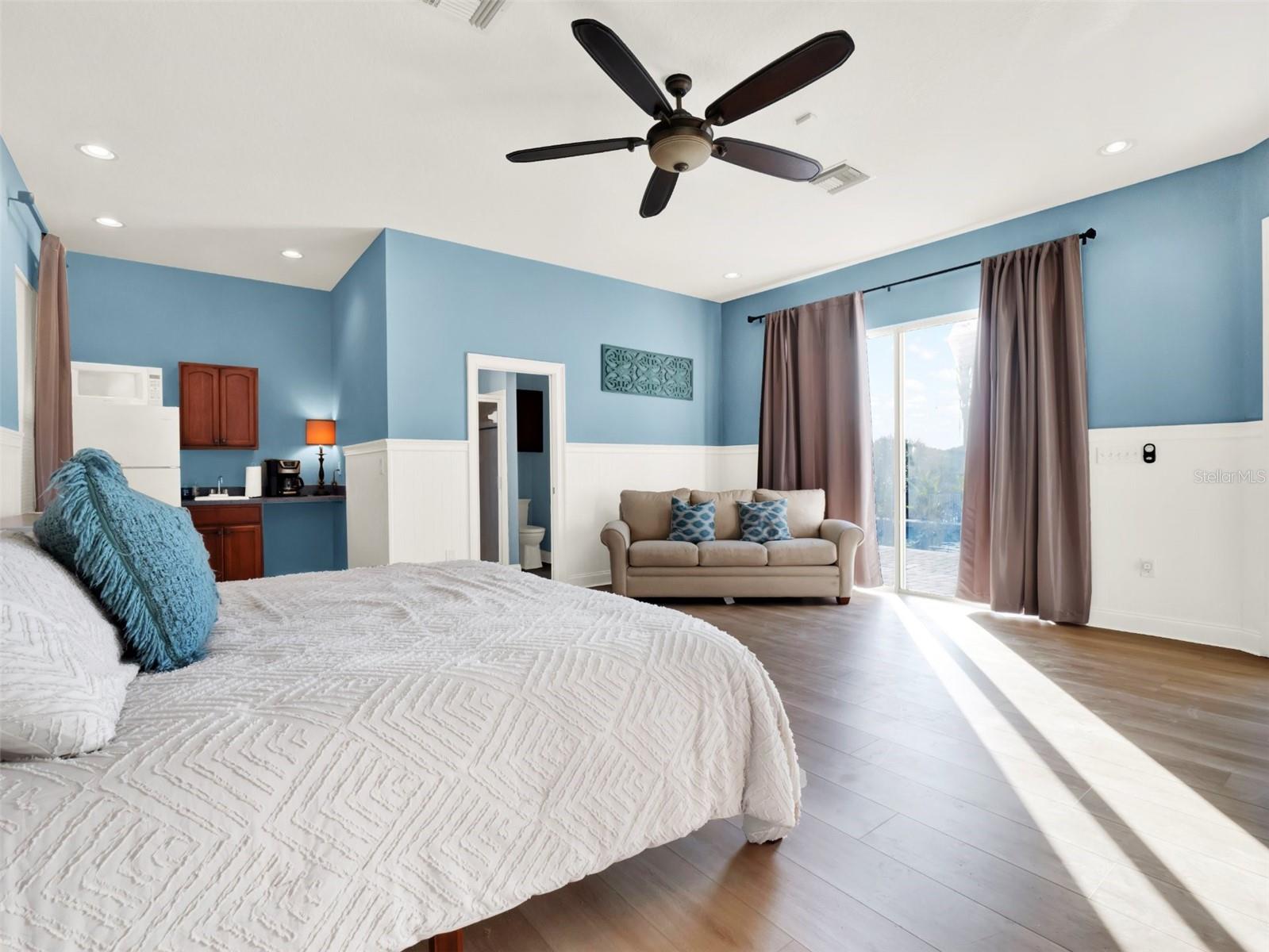 Image 41 of 63 For 1516 Briercliff Drive