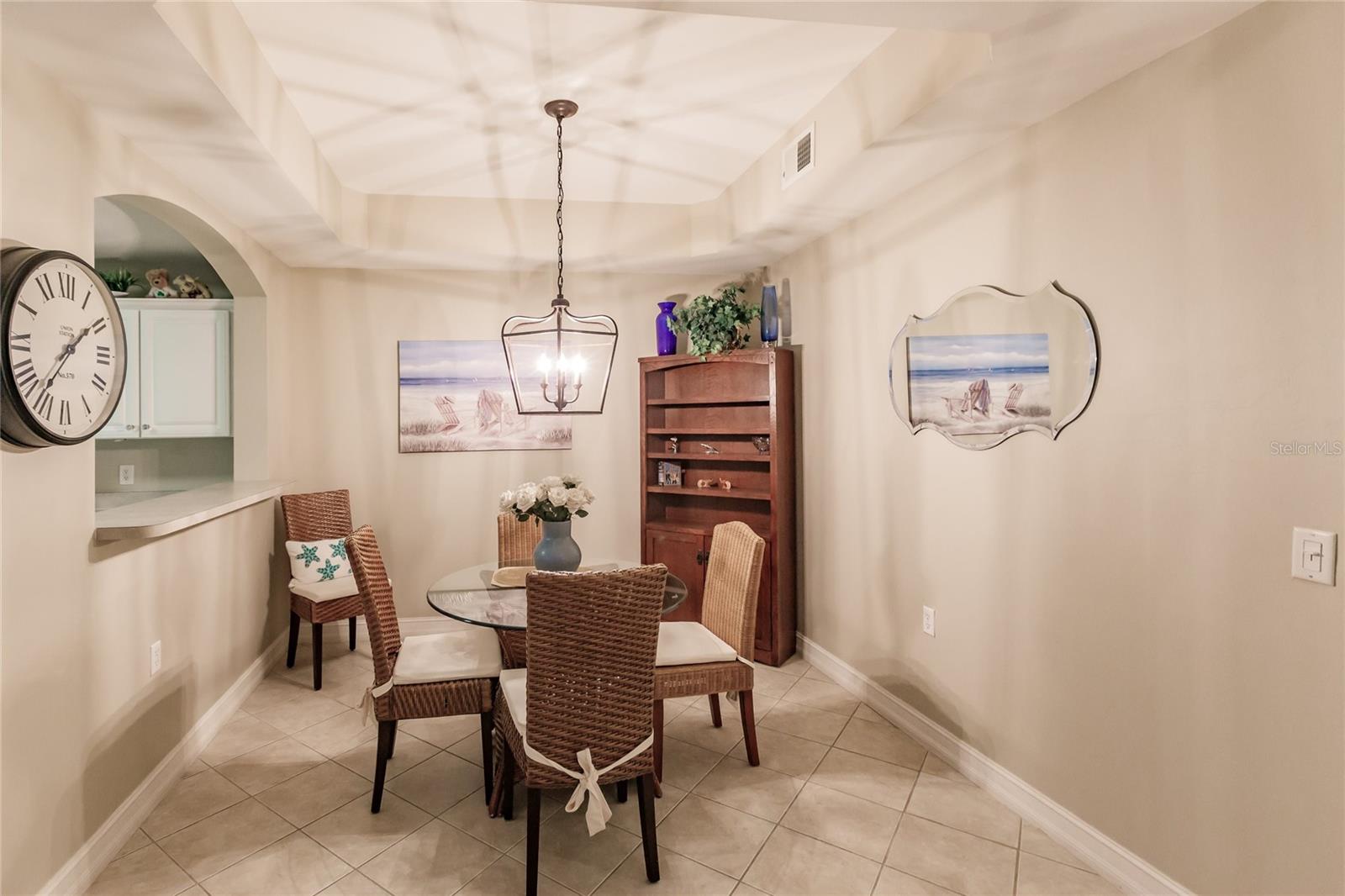 Image 10 of 38 For 1878 Tarpon Bay Drive S 102