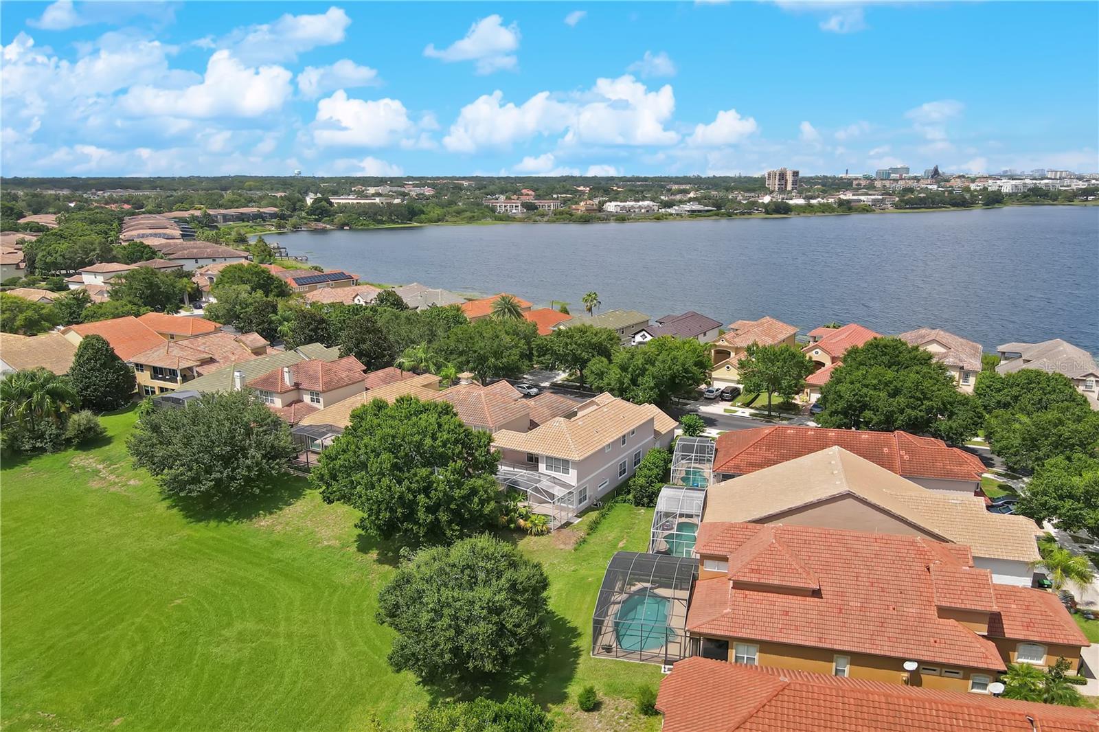 Image 46 of 48 For 8522 Saint Marino Boulevard