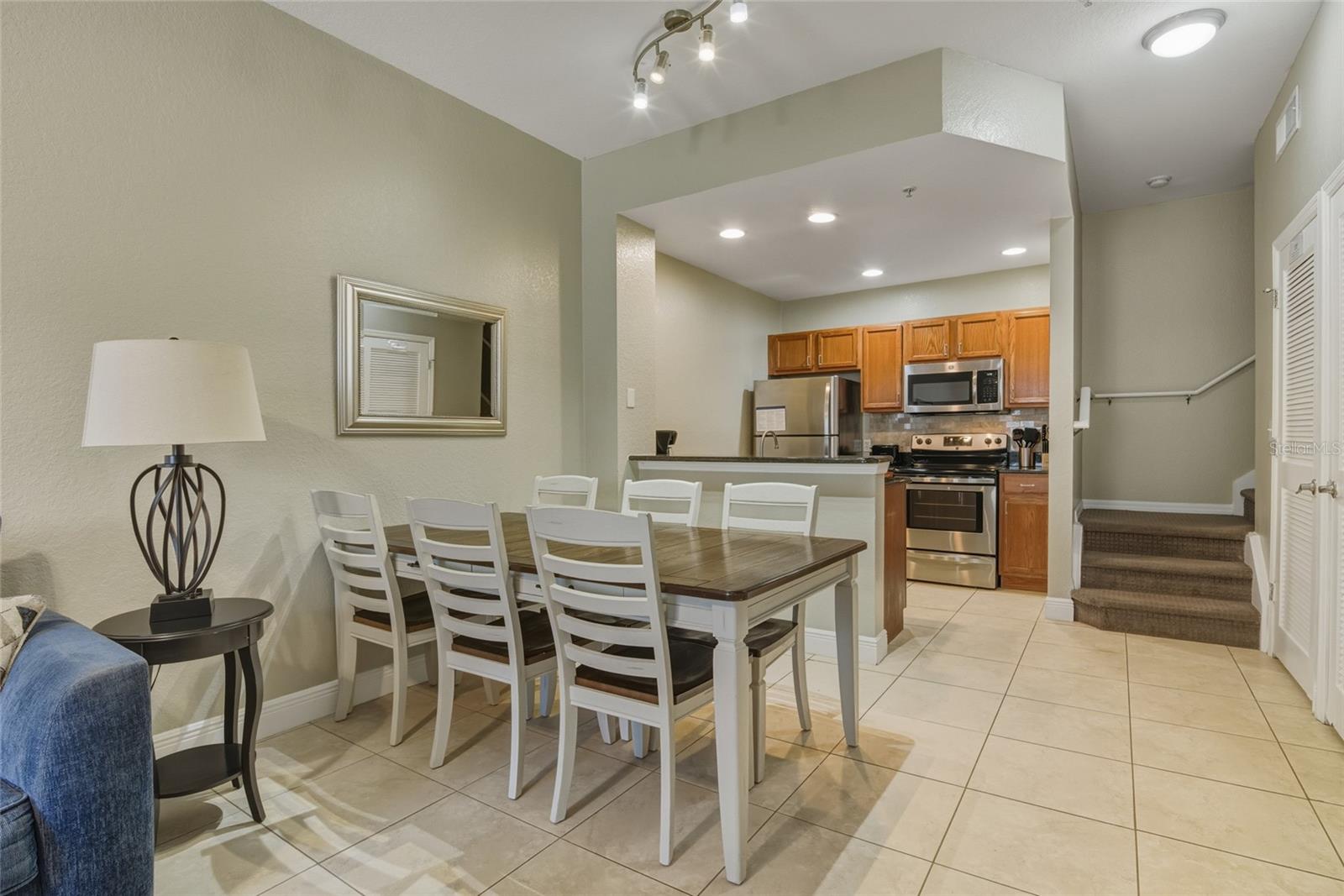 Image 6 of 32 For 2610 Lodi Circle 106