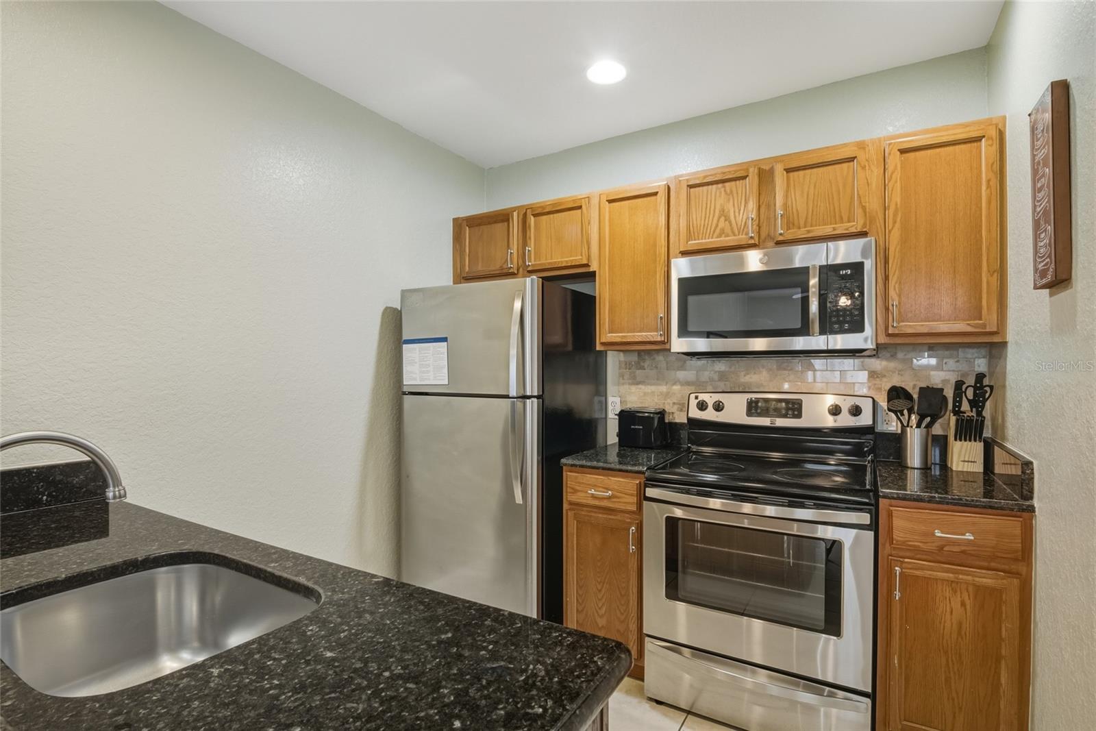 Image 8 of 32 For 2610 Lodi Circle 106