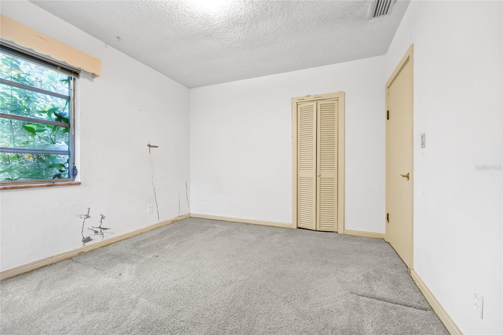 Image 20 of 39 For 1326 Altaloma Avenue